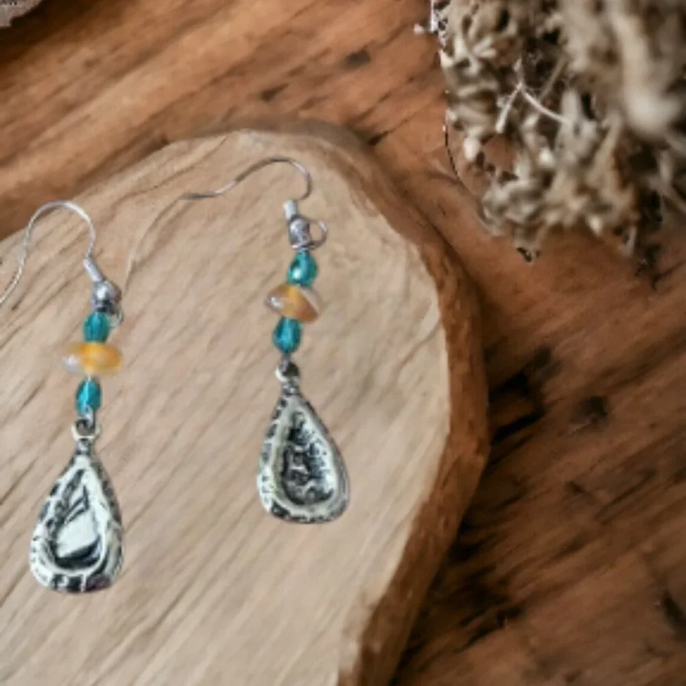 Southwest Style Crystal Silver Earrings - Hand Crafted‎ - New